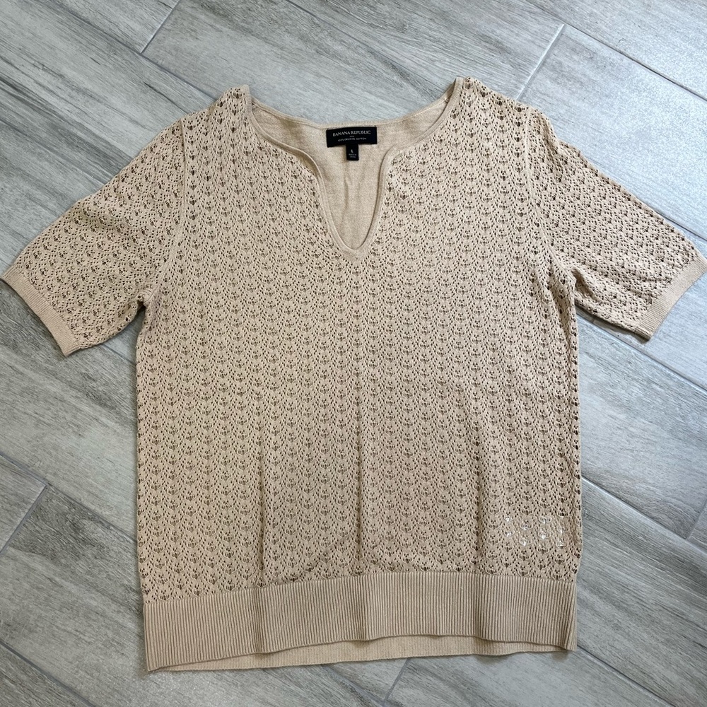 Banana Republic Tan Short Sleeve Sweater